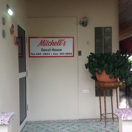 Mitchell'S Guest House D'Arbeau Exteriör bild